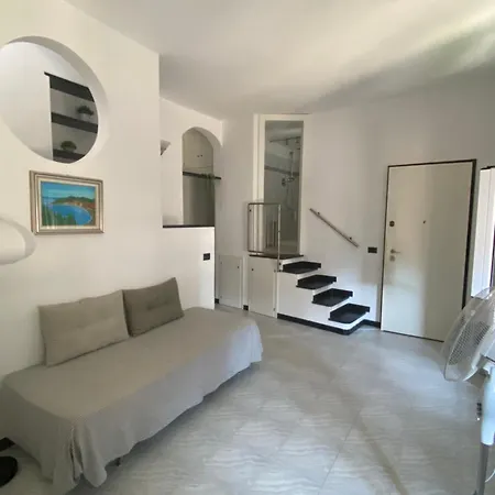 Casa Vico Ai Due Mari, Centro Storico A 160metri Dalla Baia Del Silenzio Sestri Levante