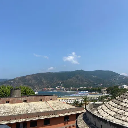 Casa Vico Ai Due Mari, Centro Storico A 160metri Dalla Baia Del Silenzio Appartamento Sestri Levante