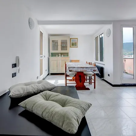 Apartment Casa Vico Ai Due Mari, Centro Storico A 160metri Dalla Baia Del Silenzio