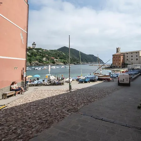 Casa Vico Ai Due Mari, Centro Storico A 160metri Dalla Baia Del Silenzio