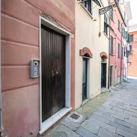 Casa Vico Ai Due Mari, Centro Storico A 160metri Dalla Baia Del Silenzio