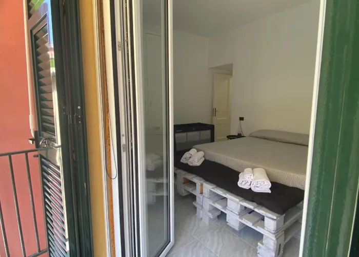 Casa Vico Ai Due Mari, Centro Storico A 160metri Dalla Baia Del Silenzio